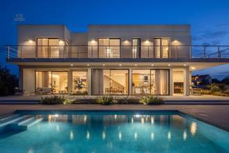 Thumbnail von Modern luxury villa with pool and sea view