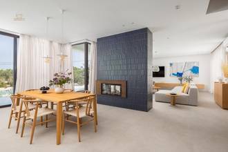 Thumbnail von Modern luxury villa with pool and sea view