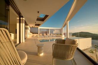 Thumbnail von Modern luxury villa with infinity pool and sea view