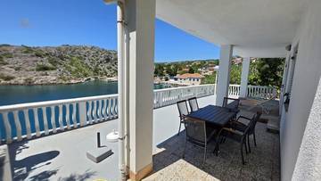 Thumbnail von House in the first row by the sea with a large terrace and sea view