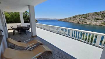 Thumbnail von House in the first row by the sea with a large terrace and sea view