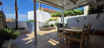 Thumbnail von Terraced house with beautiful sea view