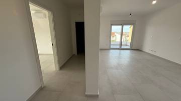 Thumbnail von Newly built apartment with roof terrace and panoramic sea view