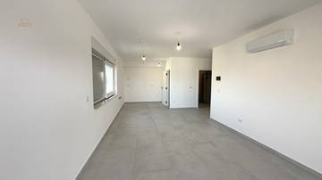 Thumbnail von Newly built apartment with roof terrace and panoramic sea view