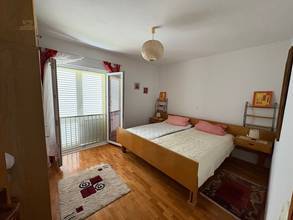 Thumbnail von Family house with sea view and spacious garden