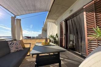 Thumbnail von Renovated apartment with sea view and large terrace