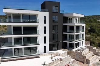 Thumbnail von Modern new-build apartment with sea view and swimming pool