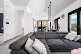 Thumbnail von Modern villa with swimming pool and sea view in the Primosten / Sibenik region