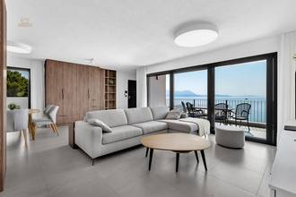 Thumbnail von Luxury apartment in first line to the sea with pool and sea view