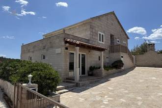 Thumbnail von Mediterranean stone house with pool and sea view