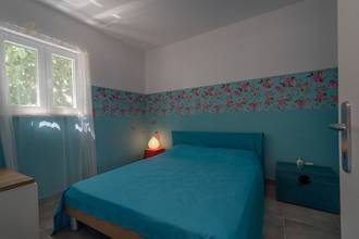 Thumbnail von Mediterranean house on the first sea line with sea view and garden