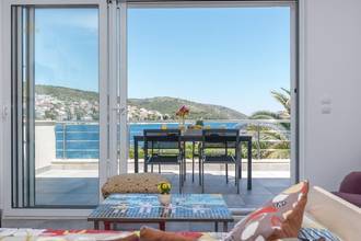 Thumbnail von Mediterranean house on the first sea line with sea view and garden