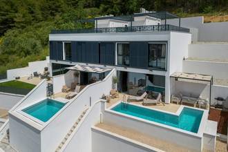 Thumbnail von Exclusive apartment on three levels in a luxury villa with a pool, sea view, and rooftop terrace