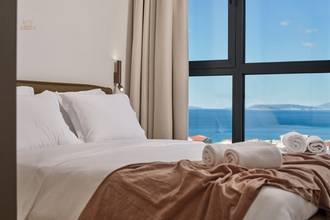 Thumbnail von Exclusive apartment on three levels in a luxury villa with a pool, sea view, and rooftop terrace
