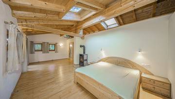 Thumbnail von Tyrolean house with over 3,800 m² of land in an idyllic quiet location