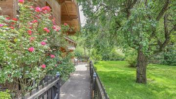 Thumbnail von Tyrolean house with over 3,800 m² of land in an idyllic quiet location