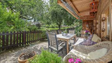 Thumbnail von Tyrolean house with over 3,800 m² of land in an idyllic quiet location
