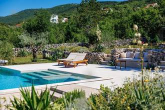 Thumbnail von Modern new-build house with pool and sea view on a large property