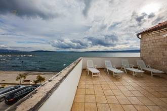 Thumbnail von Historic stone house with sea view and garage