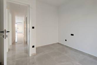 Thumbnail von Ground floor apartment with pool, garden, and sea view