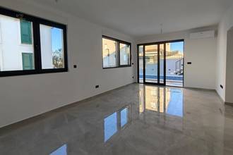 Thumbnail von Ground floor apartment with pool, garden, and sea view