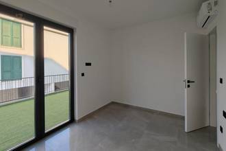 Thumbnail von Ground floor apartment with pool, garden, and sea view