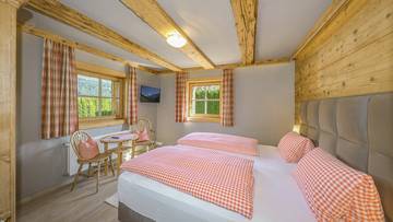 Thumbnail von Cozy Alpine chalet in sunny quiet location with Kaiser view
