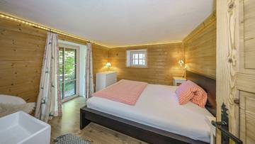 Thumbnail von Cozy Alpine chalet in sunny quiet location with Kaiser view