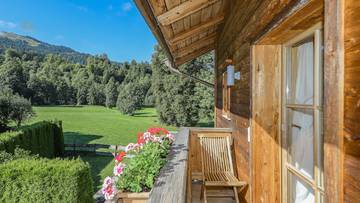 Thumbnail von Cozy Alpine chalet in sunny quiet location with Kaiser view
