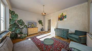 Thumbnail von Charming old building apartment with garden in sunny quiet location