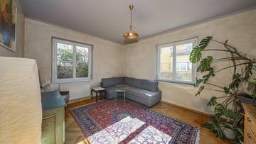 Thumbnail von Charming old building apartment with garden in sunny quiet location