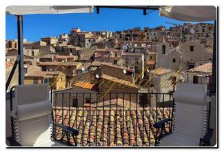 Thumbnail von Immogold Sicily Center!! Authentic house with two bedrooms in the Madonie Park, featuring interiors tiled with Sicilian stone and a panoramic terrace, freely based on the motto: “living with character with dazzling views.