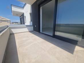 Thumbnail von Modern new-build apartment with sea view