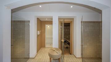 Thumbnail von High-quality corner terraced house in sunny prime quiet location