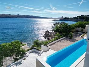 Thumbnail von Modern luxury villa directly on the sea with an infinity pool and direct beach access
