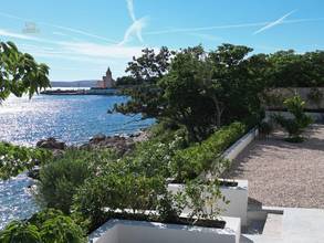 Thumbnail von Modern luxury villa directly on the sea with an infinity pool and direct beach access