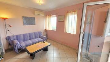 Thumbnail von Furnished apartment with sea view and balcony near the beach