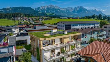 Thumbnail von Residential building with great potential in the center