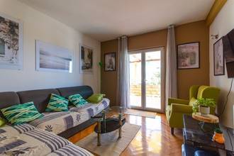 Thumbnail von Mediterranean semi-detached house with pool and sea view