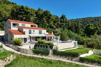 Thumbnail von Villa with pool, sea view, and guest apartment