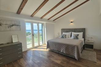 Thumbnail von Villa with pool, sea view, and guest apartment