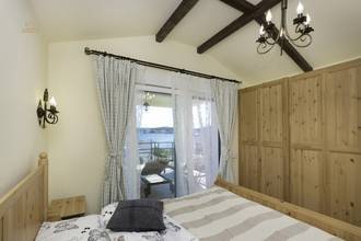 Thumbnail von 2 villas with swimming pool and sea view