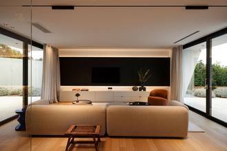 Thumbnail von Modern villa with pool, sea view, and wellness area