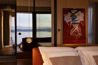 Thumbnail von Modern villa with pool, sea view, and wellness area