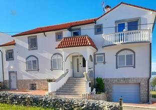 Thumbnail von Apartment building with sea view only about 80 meters from the sea