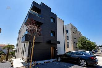 Thumbnail von Modern apartment with sea view and covered terrace