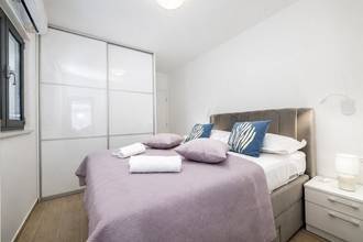 Thumbnail von Modern apartment with sea view and covered terrace
