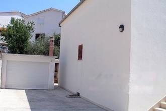 Thumbnail von Detached house with sea view and garden