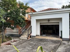 Thumbnail von House with 2 residential units and sea view near the beach