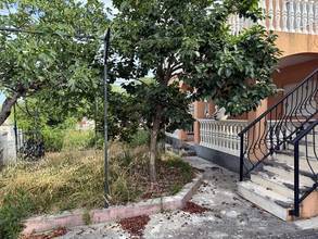 Thumbnail von House with 2 residential units and sea view near the beach